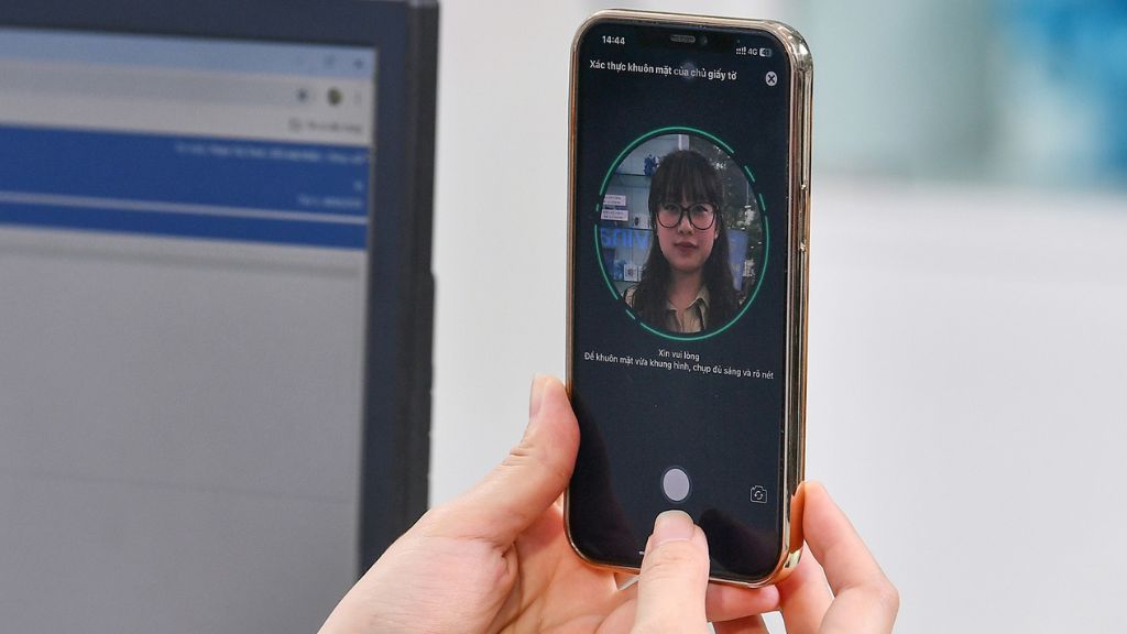 Face Verification: Kiểm tra danh tính, xác thực đúng người 